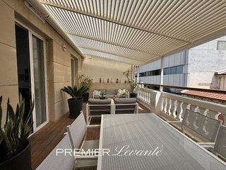 Dúplex en alquiler en Centro en Alicante