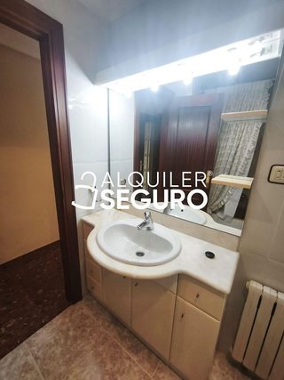 Piso en alquiler en Salvador Allende en Zaragoza