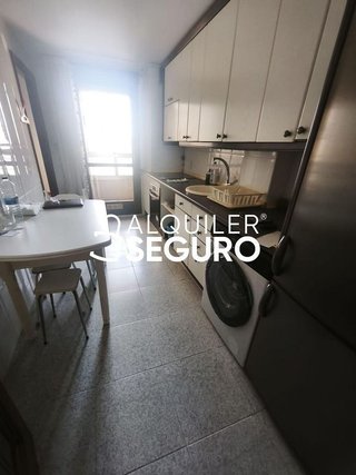 Piso en alquiler en Salvador Allende en Zaragoza