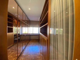 Piso en alquiler en Plaza España - Villa Pilar - Reyes Católicos - Vadillos en Burgos