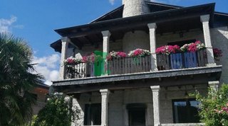 Chalet en venta en Padrenda