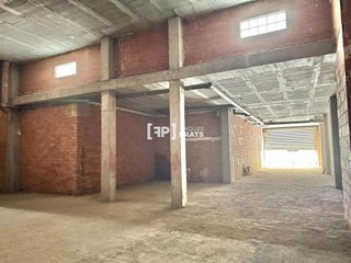 Local comercial en alquiler en Instituts - Universitat en Lleida