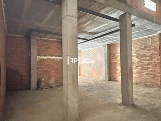 Local comercial en alquiler en Instituts - Universitat en Lleida