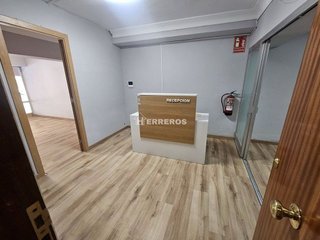 Oficina en alquiler en Centro en Logroño