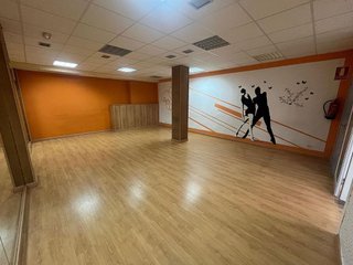 Local comercial en alquiler en Ave en Zaragoza