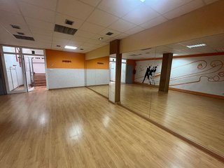 Local comercial en alquiler en Ave en Zaragoza