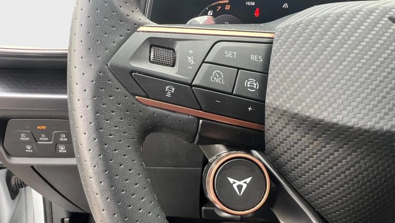 Cupra León 2025, foto 10