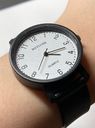 Reloj MSTIANQ Negro y Blanco