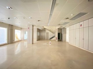 Local comercial en venta en Benalúa en Alicante