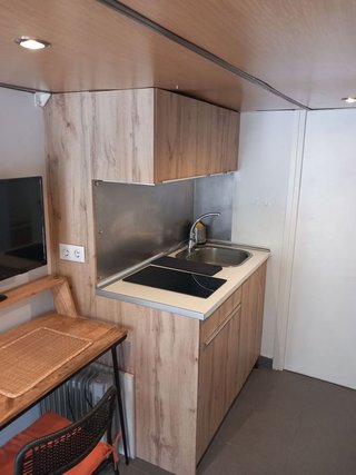Oficina en alquiler en El Camp de l'Arpa del Clot en Barcelona