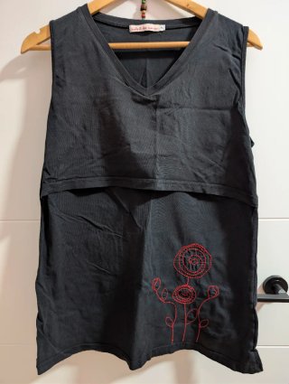 Ropa lactancia y porteo negra