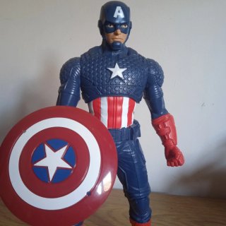 Figura Capitán América Hasbro