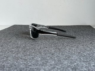 Gafas de Sol Polarizadas Nuevas