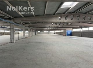 Nave industrial en alquiler en Almeda - El Corte Inglés en Cornellà de Llobregat