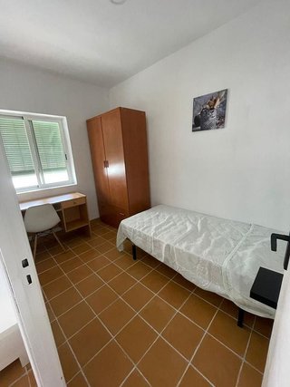 Piso en alquiler en Peñamefecit - Avda Barcelona en Jaén