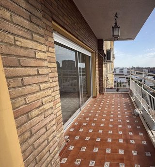 Piso en alquiler en Huerta del Pilar en Sevilla