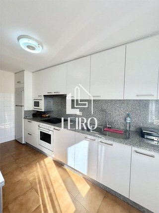 Casa adosada en venta en Grove (O)