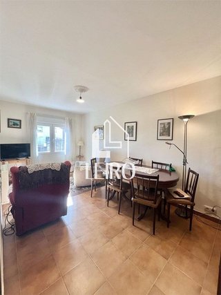 Casa adosada en venta en Grove (O)