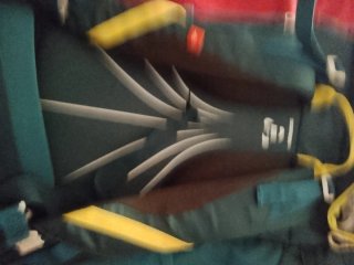 Mochila Quechua 40L Verde y Amarillo