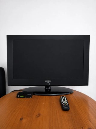 Samsung TV 32 + TDT HD + Mando