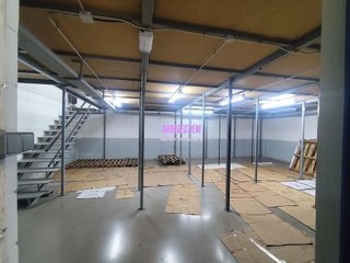 Nave industrial en alquiler en Montigalà -Sant Crist en Badalona