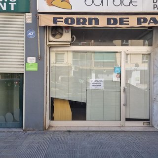 Local comercial en alquiler en Instituts - Universitat en Lleida