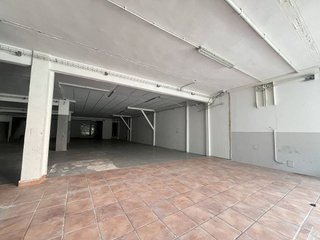 Nave industrial en alquiler en El Bon Pastor en Barcelona