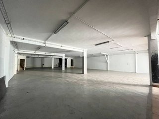 Nave industrial en alquiler en El Bon Pastor en Barcelona