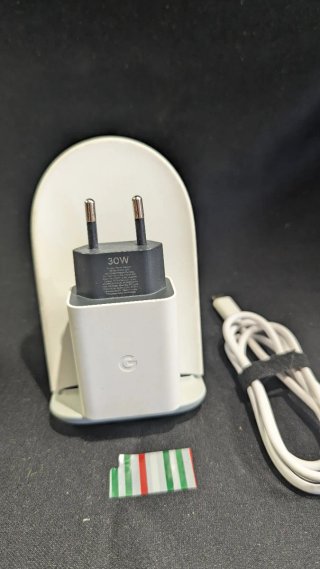 Cargador Inalámbrico Google Pixel Stand  2°Gen