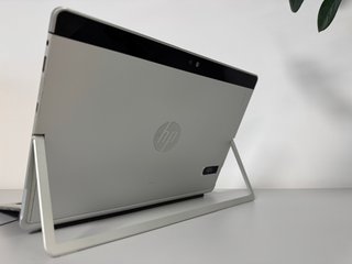 HP Elite x2 Tablet X1012 Plata