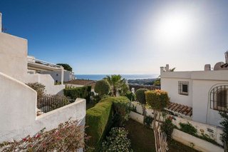 Casa adosada en venta en Alto de los Monteros en Marbella