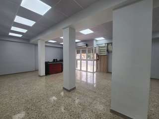 Local comercial en alquiler en Oromana en Alcalá de Guadaira
