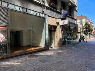 Local comercial en alquiler en Centro en Torrelavega
