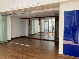Local comercial en alquiler en Centro en Torrelavega