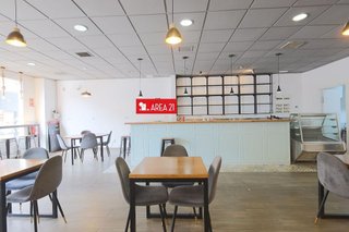 Bar en alquiler en Núcleo Urbano en Pobla de Vallbona (la)
