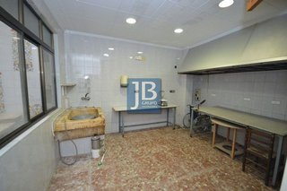 Local comercial en venta en Xàtiva
