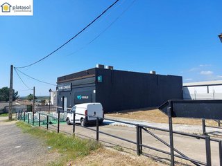 Local comercial en venta en Gerena