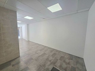 Local comercial en alquiler en Calella