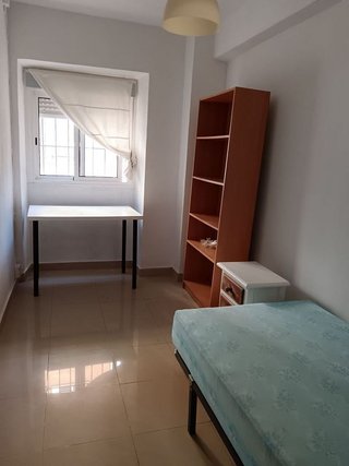 Piso en alquiler en Sector Sur  - La Palmera - Reina Mercedes en Sevilla