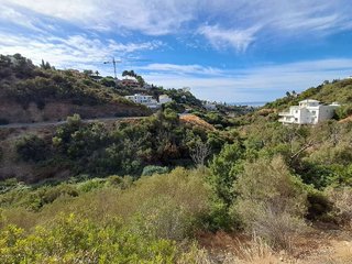 Terreno en venta en El Rosario-Ricmar en Marbella