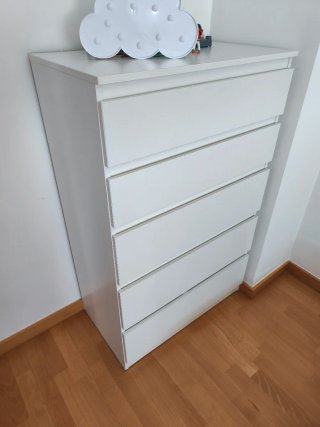 Cajonera blanca