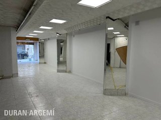 Local comercial en alquiler en Sant Pere en Terrassa