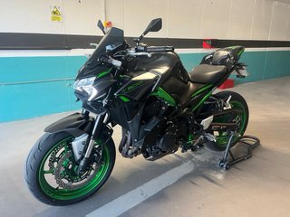 Kawasaki Z900 125cv 2023 Negra/Verde