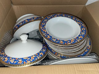 Vajilla flores azul