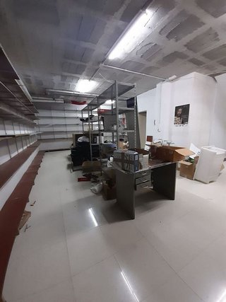 Local comercial en venta en Gamarra - La Trinidad en Málaga