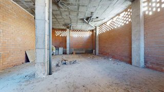 Local comercial en venta en San Luis en Almería