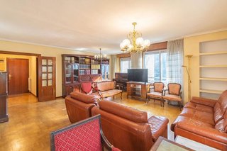 Piso en venta en Ermitagaña - Mendebaldea en Pamplona