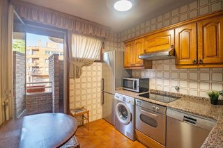 Piso en venta en Ermitagaña - Mendebaldea en Pamplona
