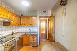 Piso en venta en Ermitagaña - Mendebaldea en Pamplona