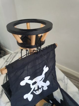Barco Pirata de madera. Damerik